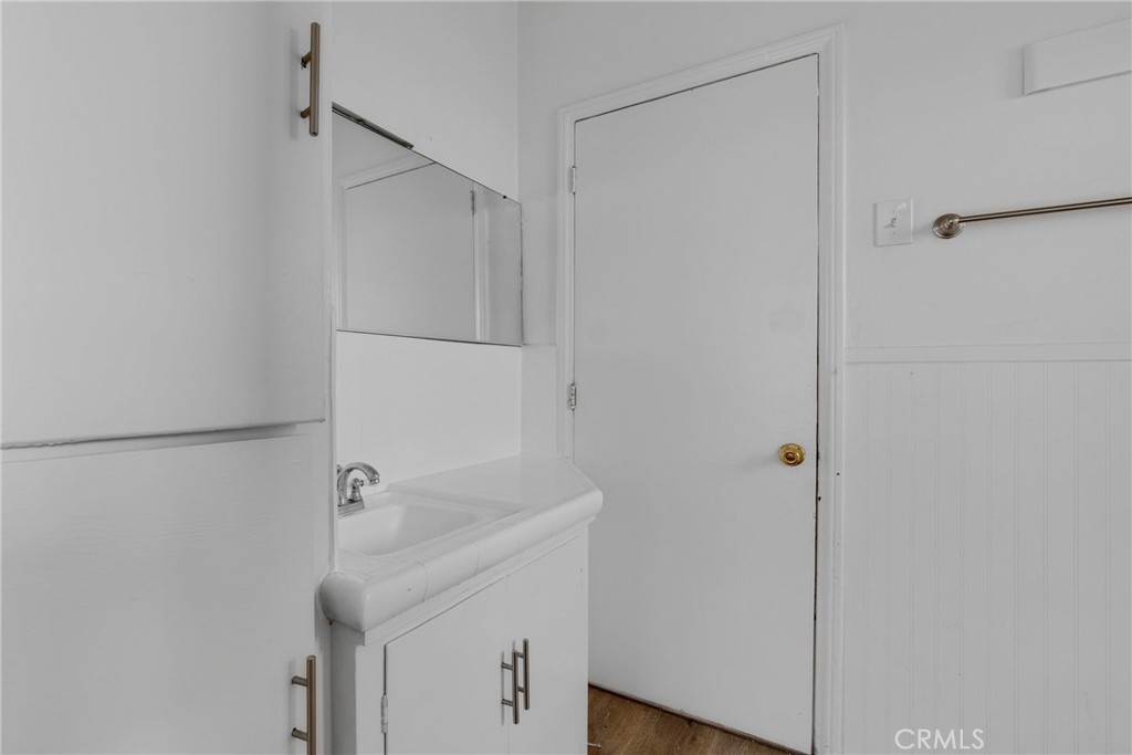 531 W 5th Street Property Photo 14