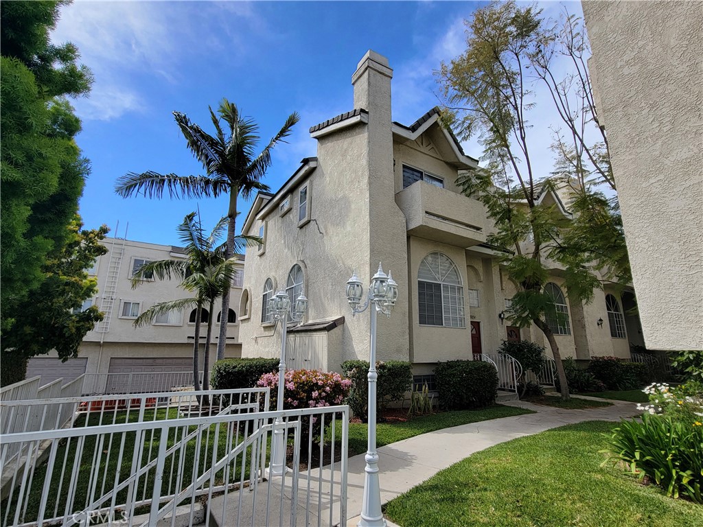 15854 Jupiter Place Property Photo 3