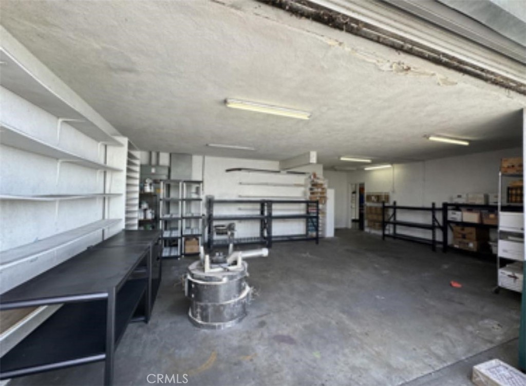 3827 W Rosecrans Property Photo 11