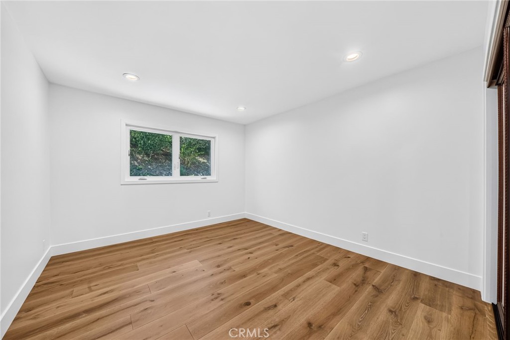 29815 Knoll View Drive Property Photo 29
