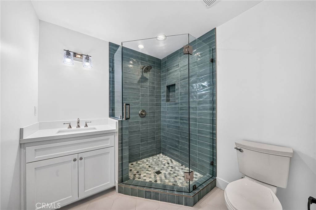 29815 Knoll View Drive Property Photo 35