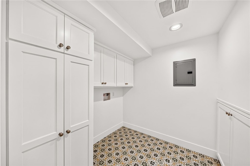 29815 Knoll View Drive Property Photo 56