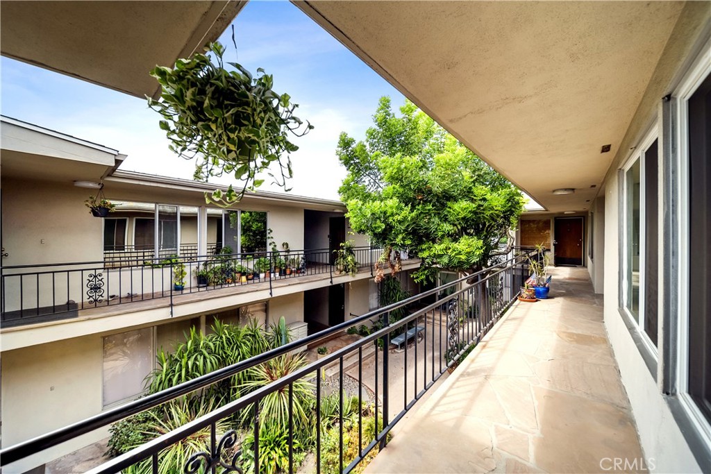 311 Cherry Avenue 2 Property Photo 6