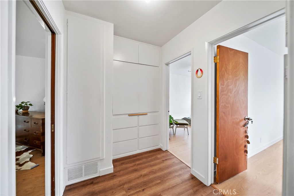 311 Cherry Avenue 2 Property Photo 20