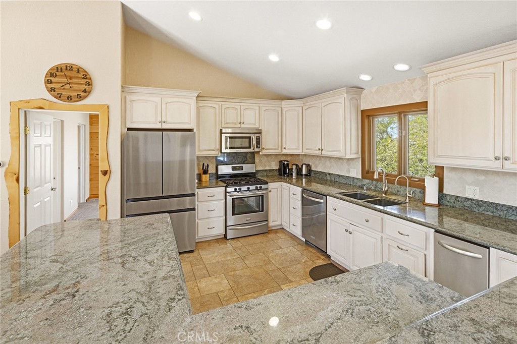 30954 Fredalba Road Property Photo 16