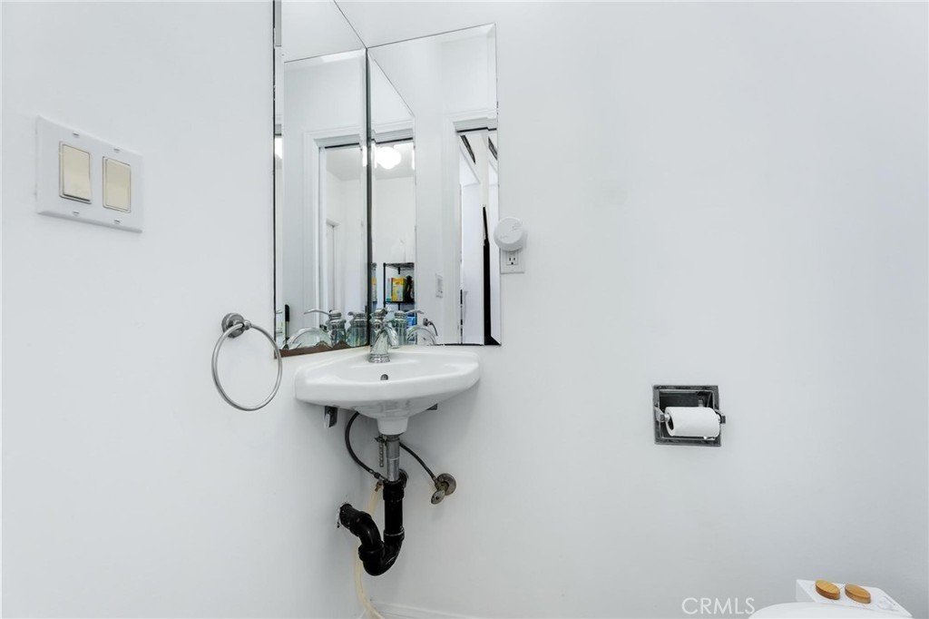 240 Hampton Drive Property Photo 30