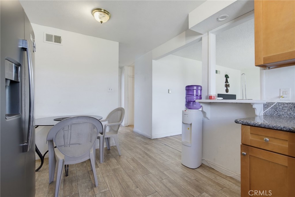 13 Paradise N Property Photo 8