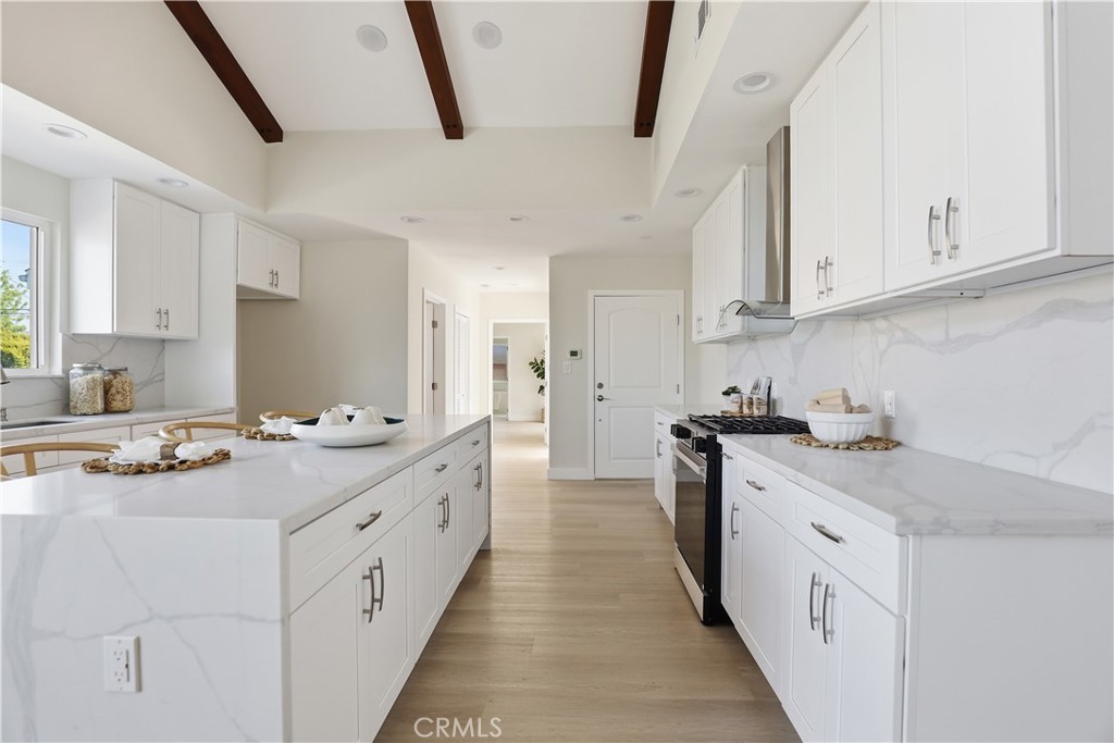 6200 W 77th Street Property Photo 16