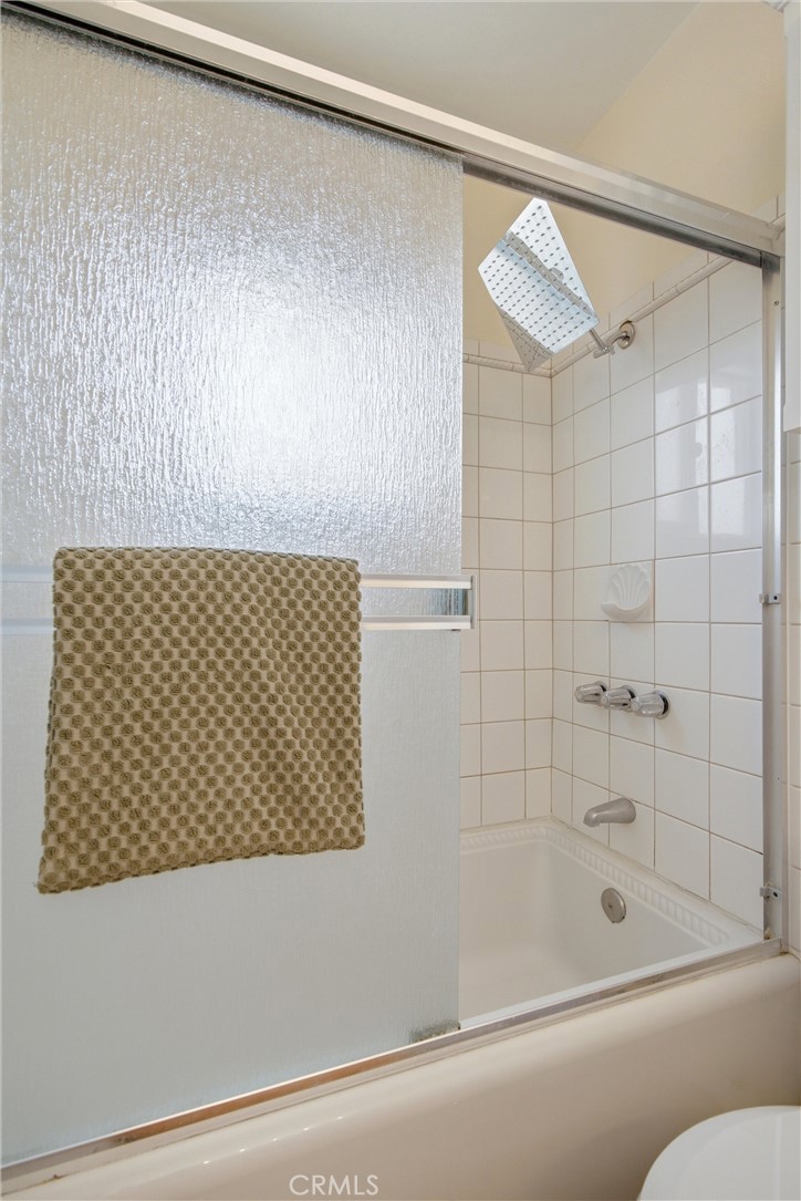 1540 W 215th Street Property Photo 43