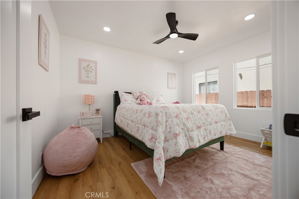 733 W 108th Street Property Photo 25