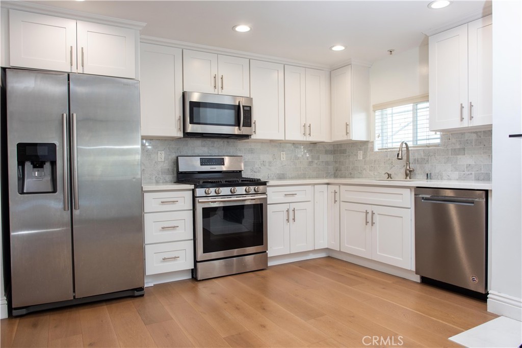 815 S Harvard Boulevard 201 Property Photo 1