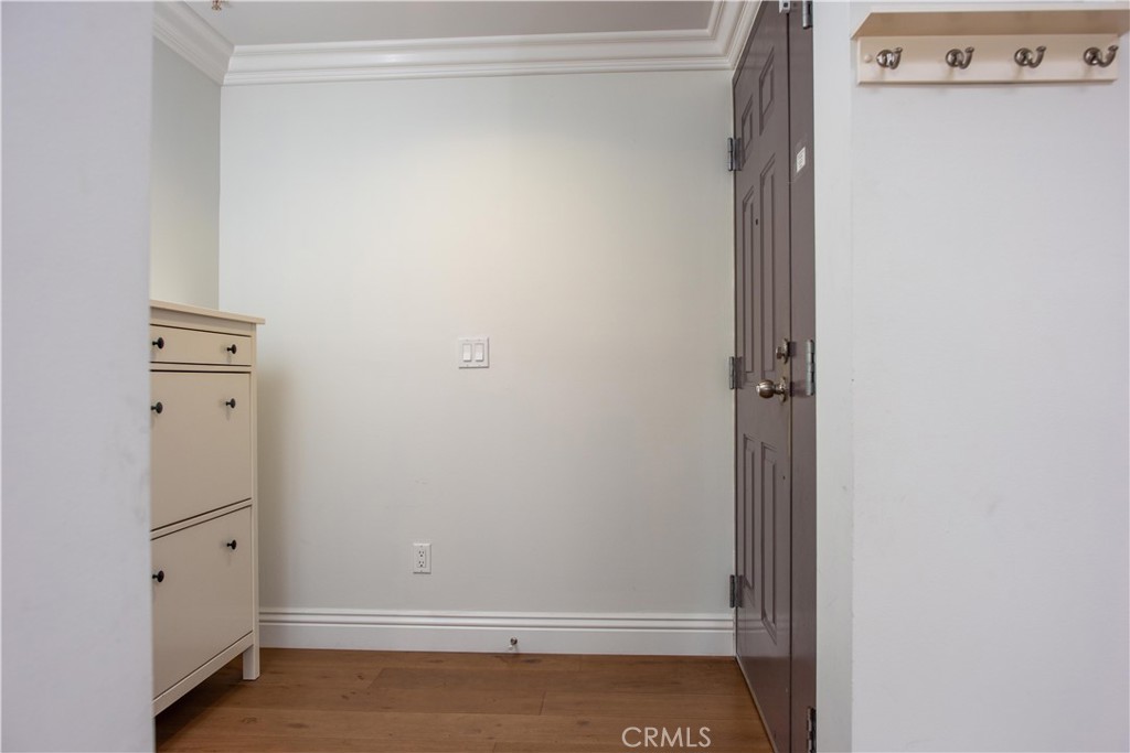 815 S Harvard Boulevard 201 Property Photo 6