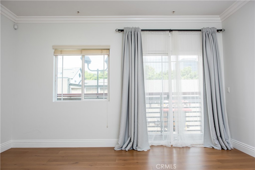 815 S Harvard Boulevard 201 Property Photo 17