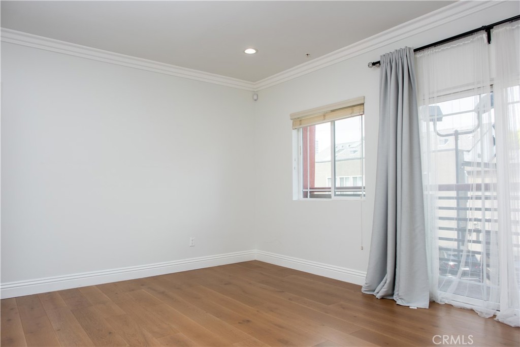 815 S Harvard Boulevard 201 Property Photo 18