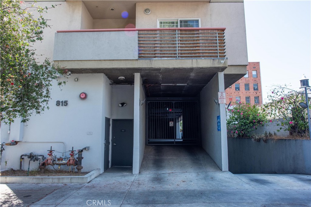 815 S Harvard Boulevard 201 Property Photo 38