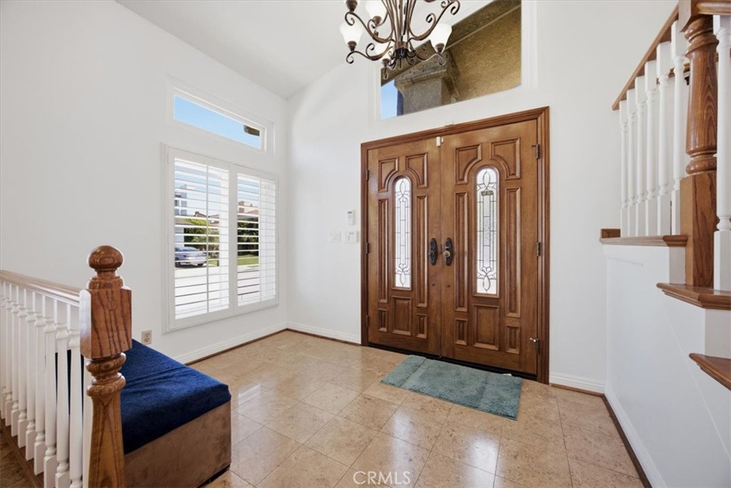 13607 Hindry Avenue Property Photo 2