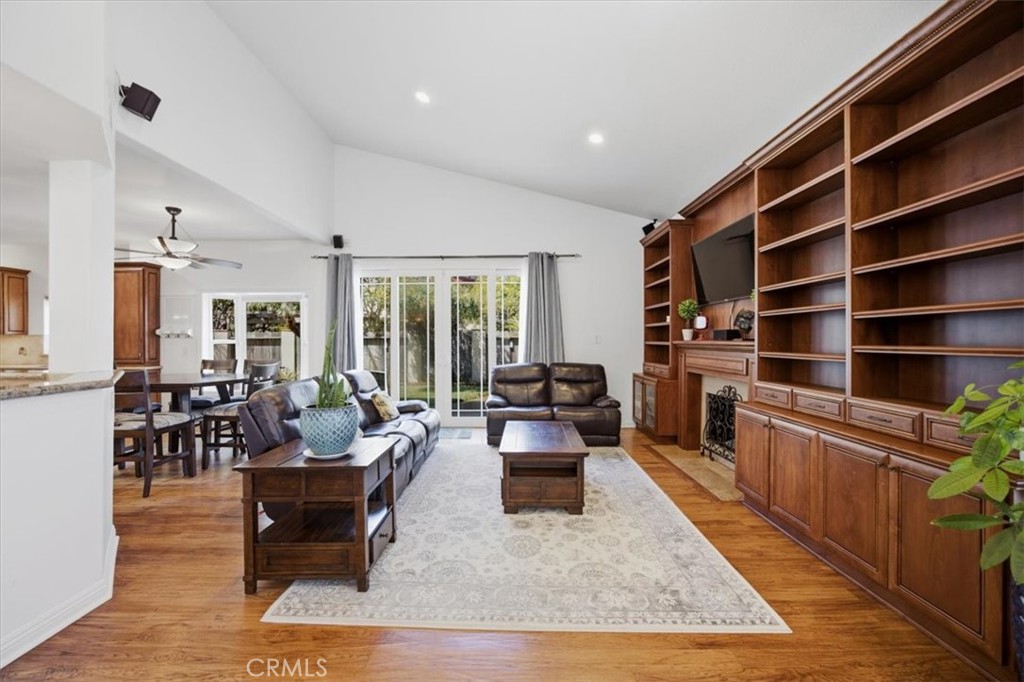13607 Hindry Avenue Property Photo 8