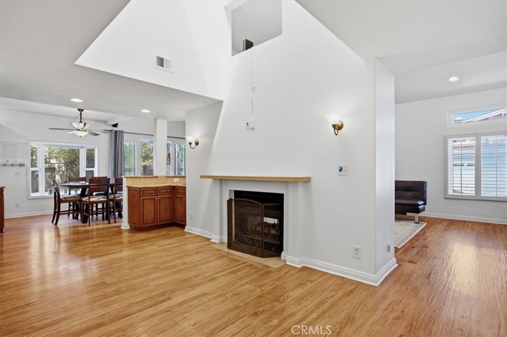 13607 Hindry Avenue Property Photo 18