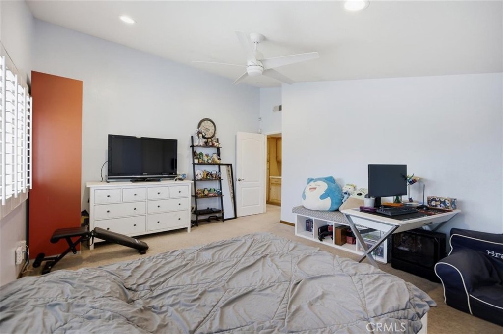 13607 Hindry Avenue Property Photo 26