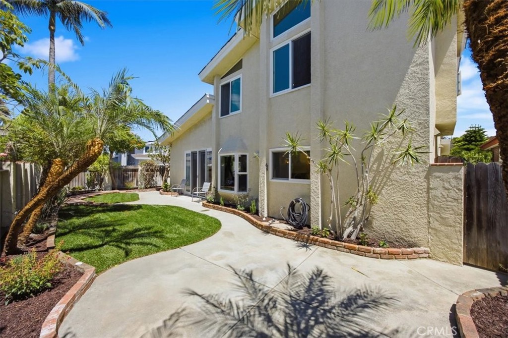 13607 Hindry Avenue Property Photo 40