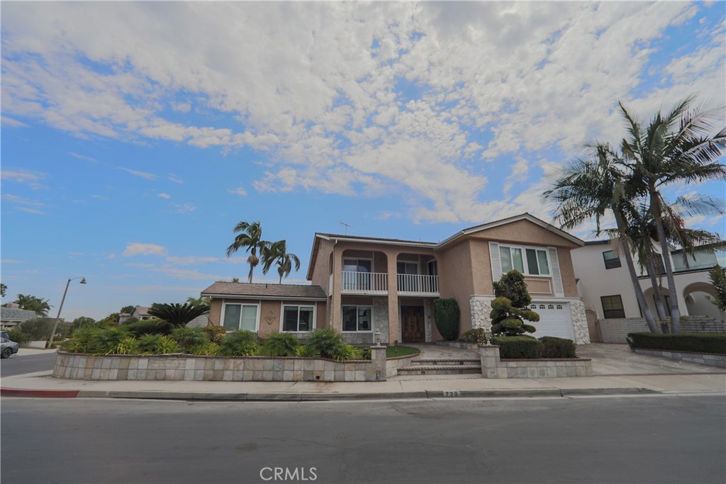 720 Pepper Tree Property Photo 1