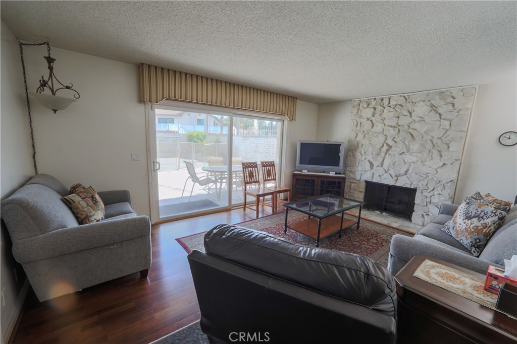 720 Pepper Tree Property Photo 2