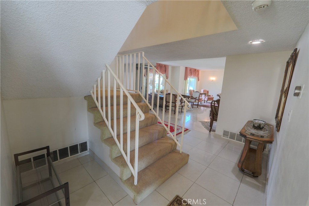 720 Pepper Tree Property Photo 4