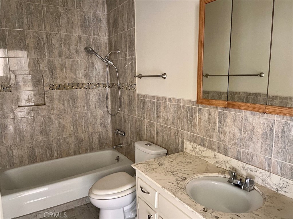 4215 W 130th Property Photo 12