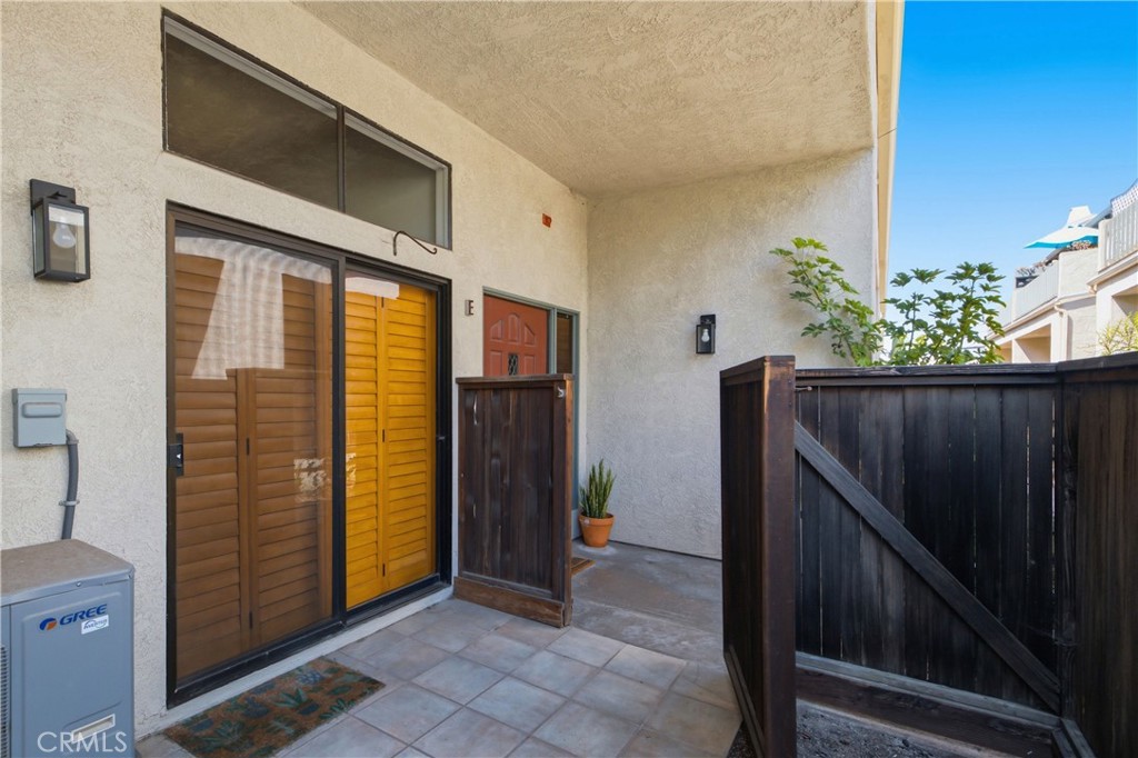 2108 Vanderbilt Lane E Property Photo 66