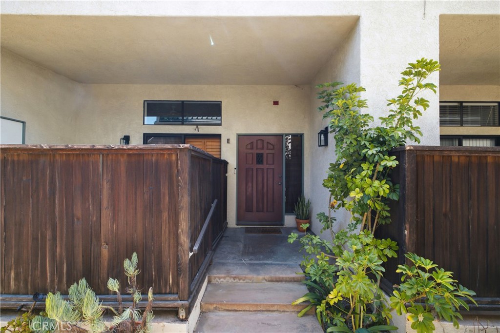 2108 Vanderbilt Lane E Property Photo 67
