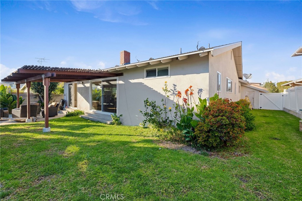 2505 Date Circle Property Photo 8