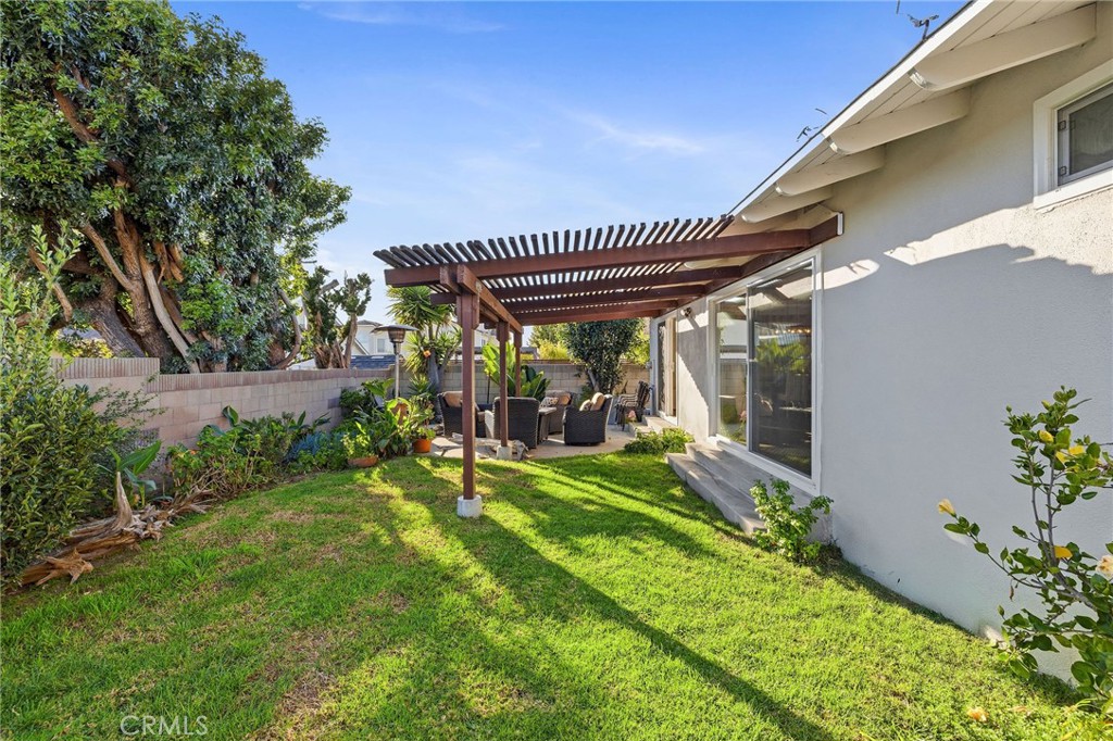 2505 Date Circle Property Photo 9