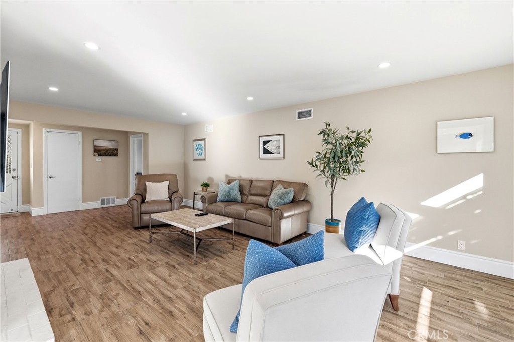 2505 Date Circle Property Photo 11