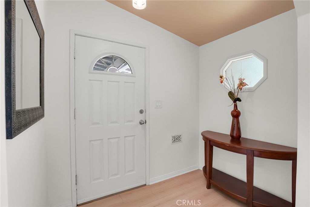 4239 W 59th Property Photo 5