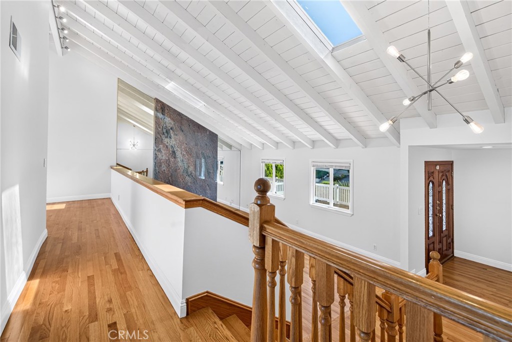 28027 Braidwood Drive Property Photo 8