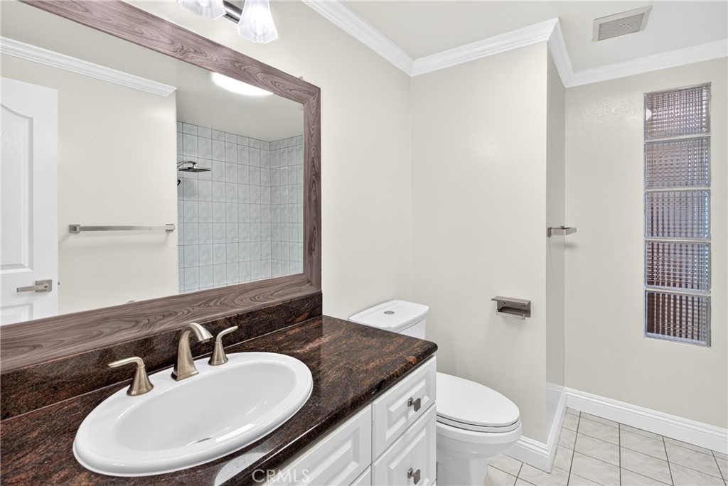 28027 Braidwood Drive Property Photo 32