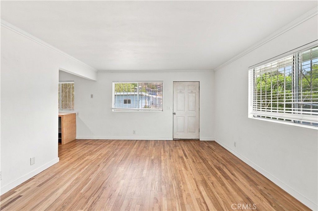 1117 N Herbert Avenue Property Photo 4