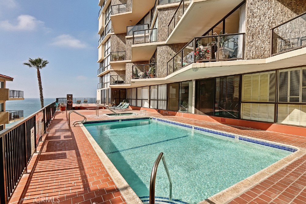 531 Esplanade 909 Property Photo 12