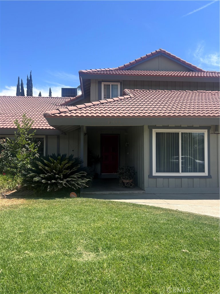 19559 Oakland Property Photo 3