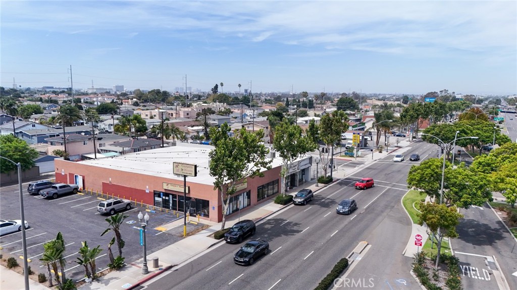 16601 Hawthorne Boulevard Property Photo 1