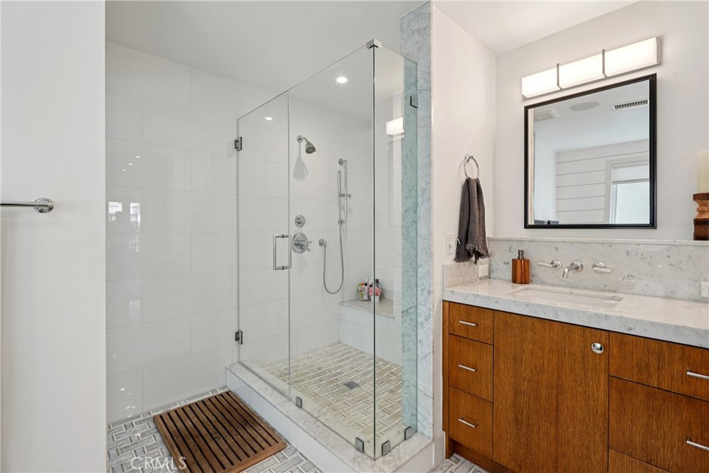 436 27th Street Property Photo 24
