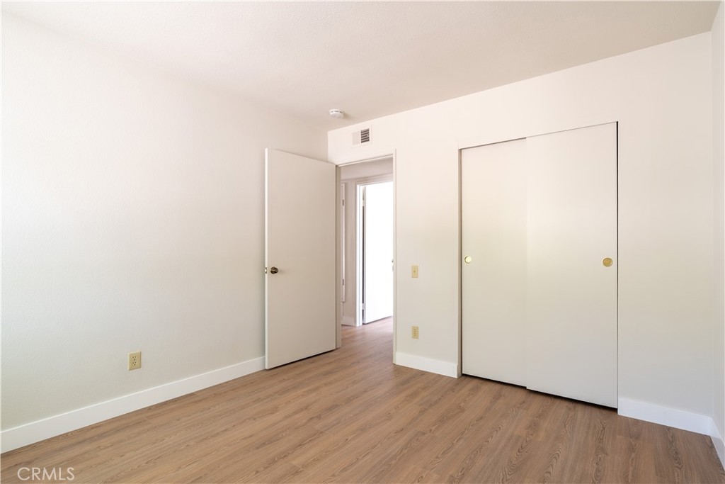 1360 E Gem Circle Property Photo 18