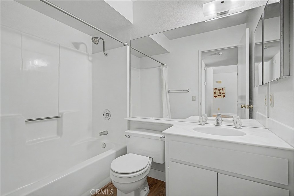 1360 E Gem Circle Property Photo 19