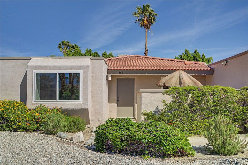1360 E Gem Circle Property Photo 25