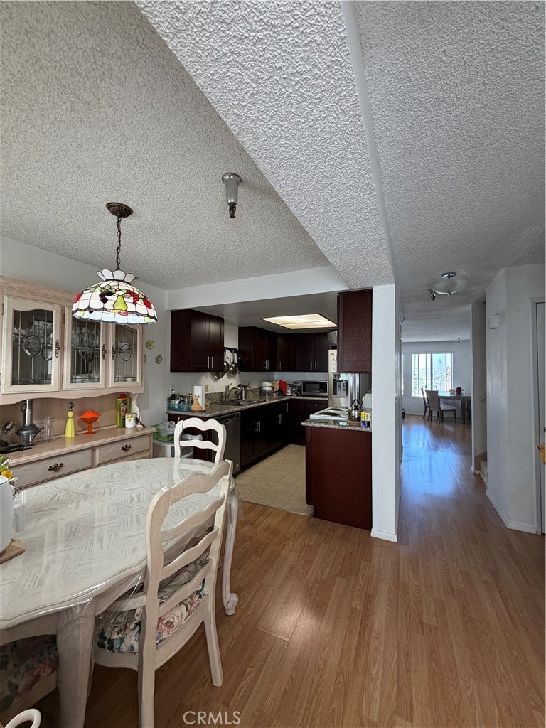 200 S Catalina Avenue 407 Property Photo 3