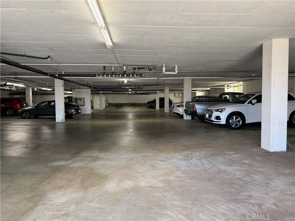 200 S Catalina Avenue 407 Property Photo 13