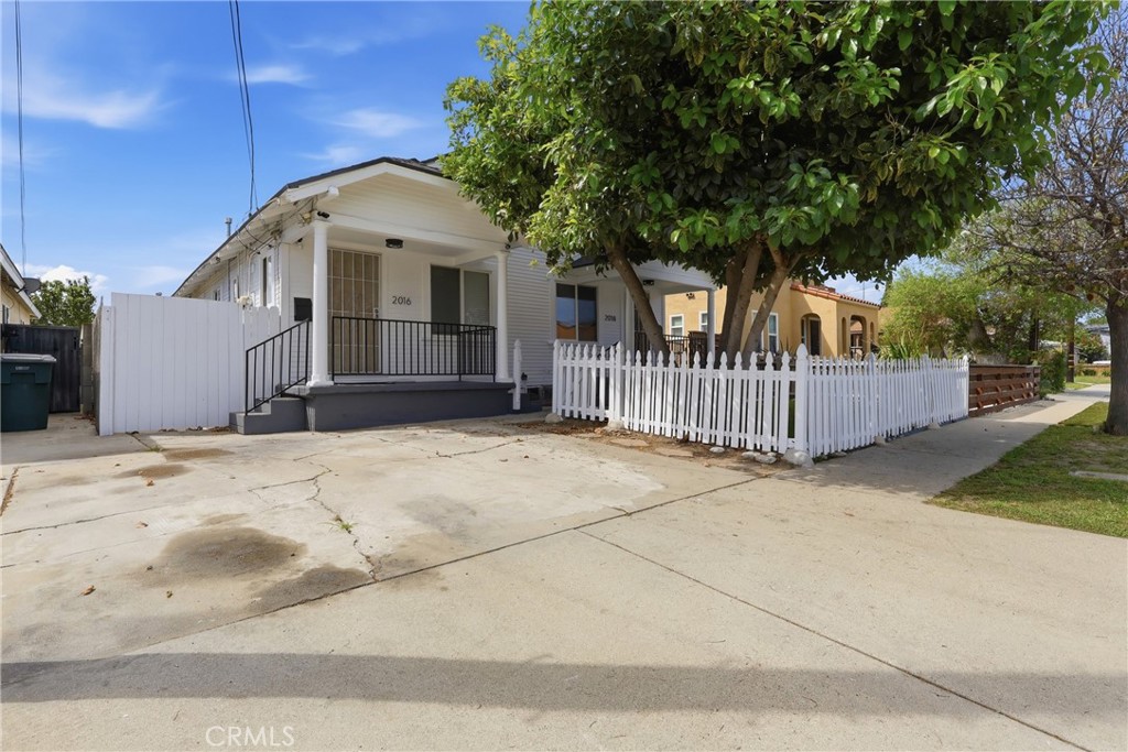 2016 248th Street Property Photo 3