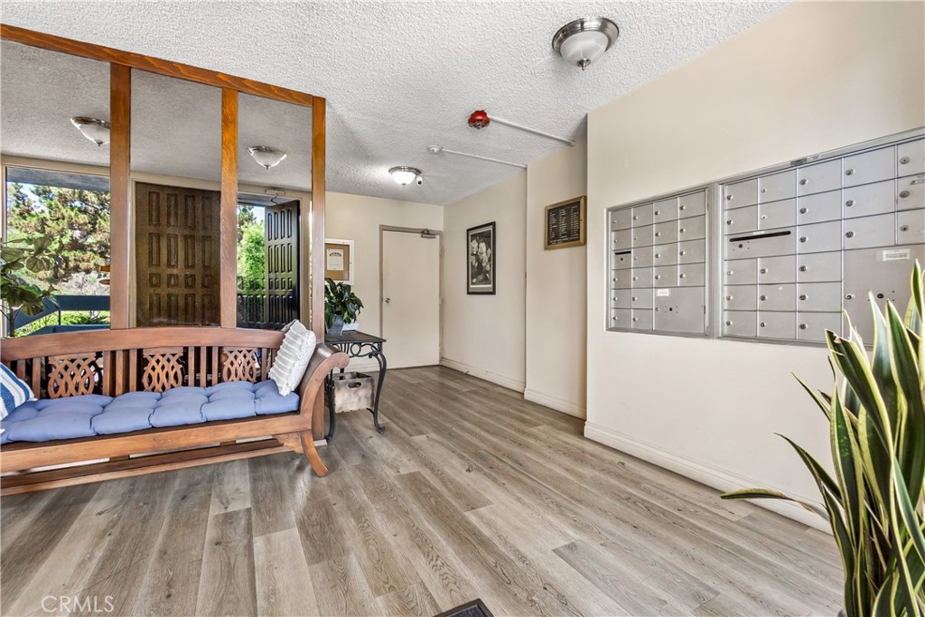 28121 Highridge 211 Property Photo 3