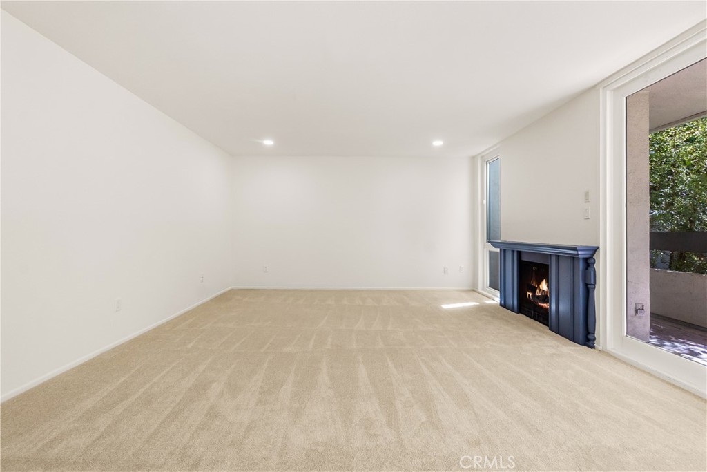 28121 Highridge 211 Property Photo 13
