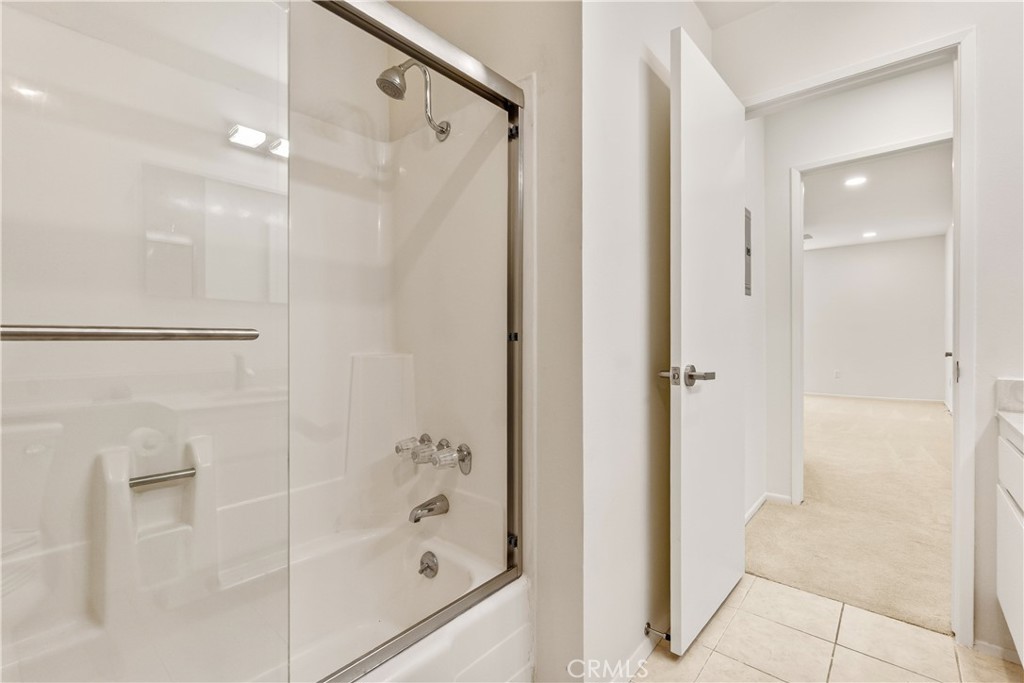 28121 Highridge 211 Property Photo 24